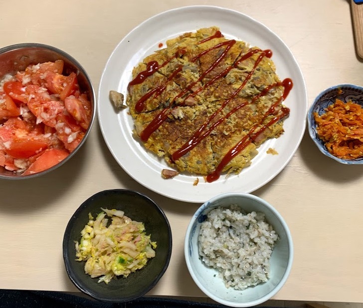 スパニッシュオムレツ含めた夜ご飯